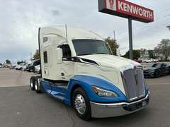2024 Kenworth T680 photo 1
