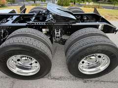 2025 Peterbilt 579 photo 4