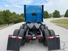 2025 Peterbilt 579 photo 5