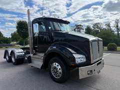 2024 Kenworth T880 photo 1