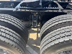 2023 Kenworth T680 photo 4