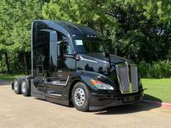 2023 Kenworth T680 photo 1