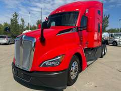 2023 Kenworth T680 photo 2