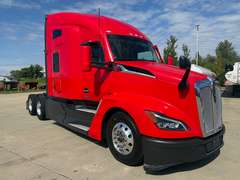 2023 Kenworth T680 photo 1