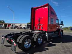 2023 Kenworth T680 photo 10