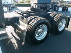 2023 Peterbilt 579 photo 4