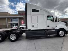 2021 Kenworth T680 photo 8