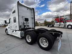 2022 Kenworth T680 photo 9