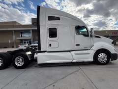 2022 Kenworth T680 photo 10