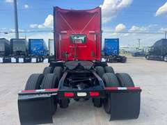 2021 Peterbilt 579 photo 10