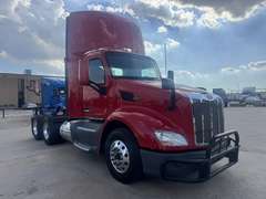 2021 Peterbilt 579 photo 1