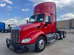 2021 Peterbilt 579 photo 8