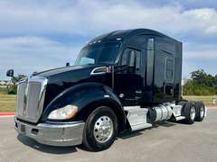 2022 Kenworth T680 photo 2